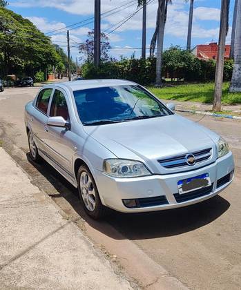 CHEVROLET ASTRA 2.0 MPFI ADVANTAGE SEDAN 8V FLEX 4P AUTOMÁTICO